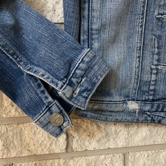 Guess Crop Jean Jacket - Picture 6 of 7